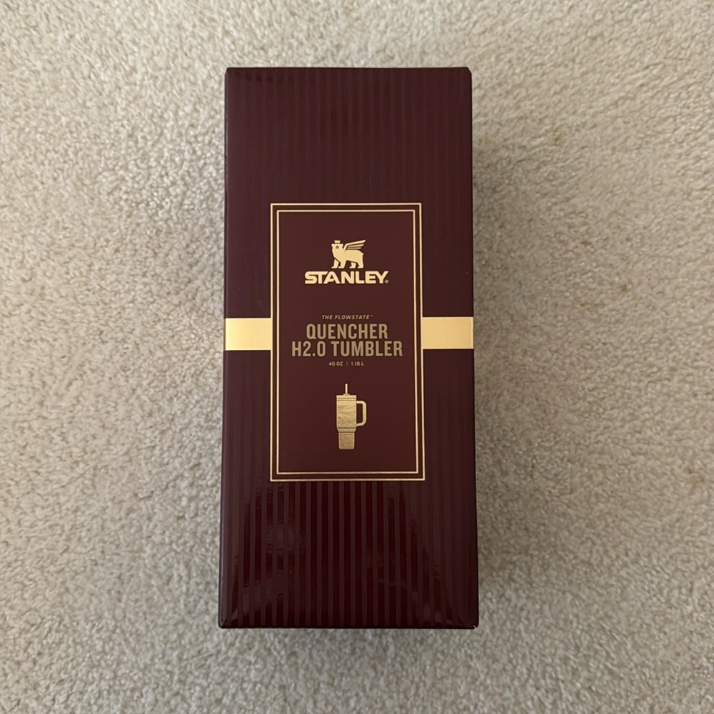 Limited Edition Chocolate Gold Quencher H2.0 FlowState™ Tumbler | 40 OZ